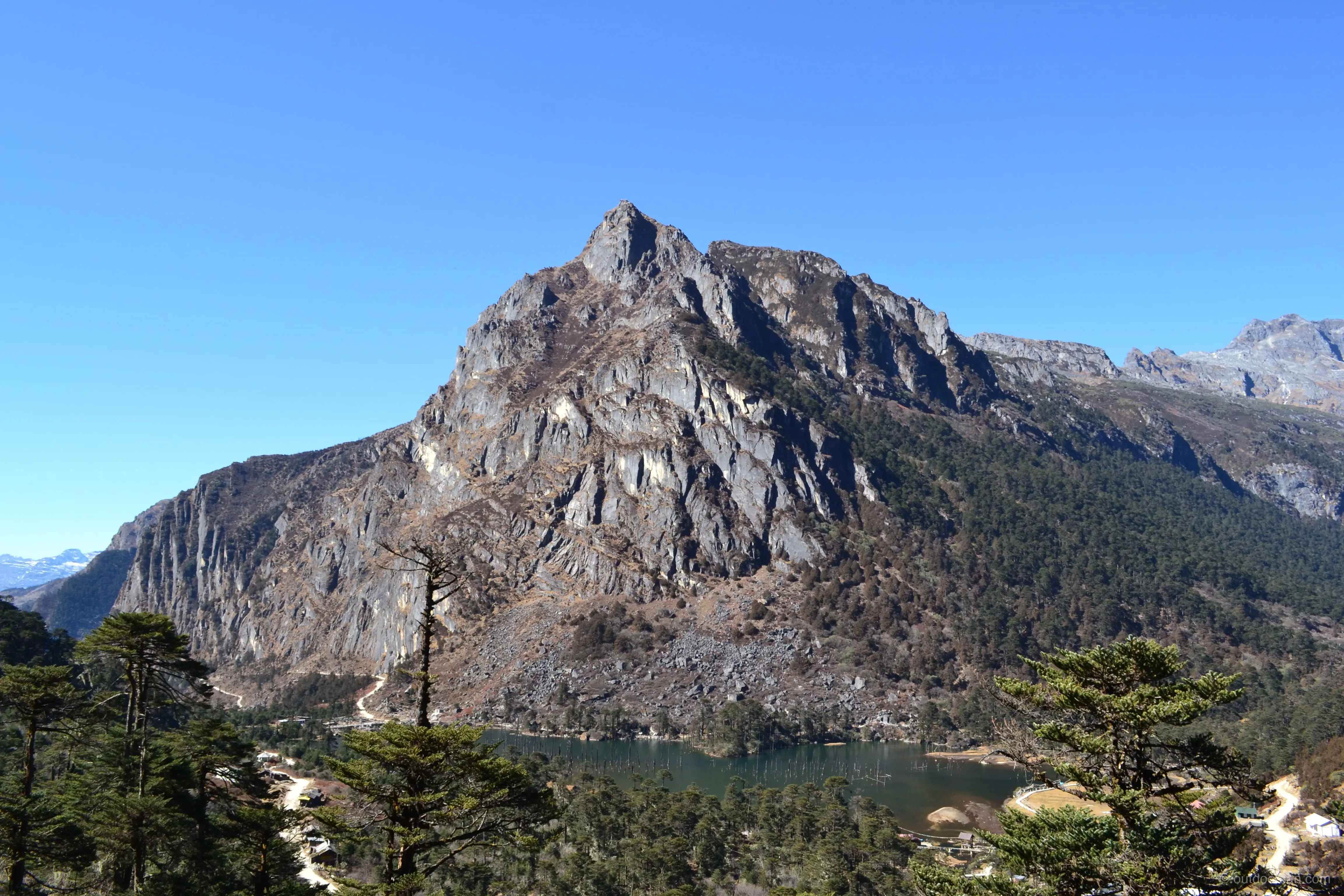 Shuogatser or Madhuri lake