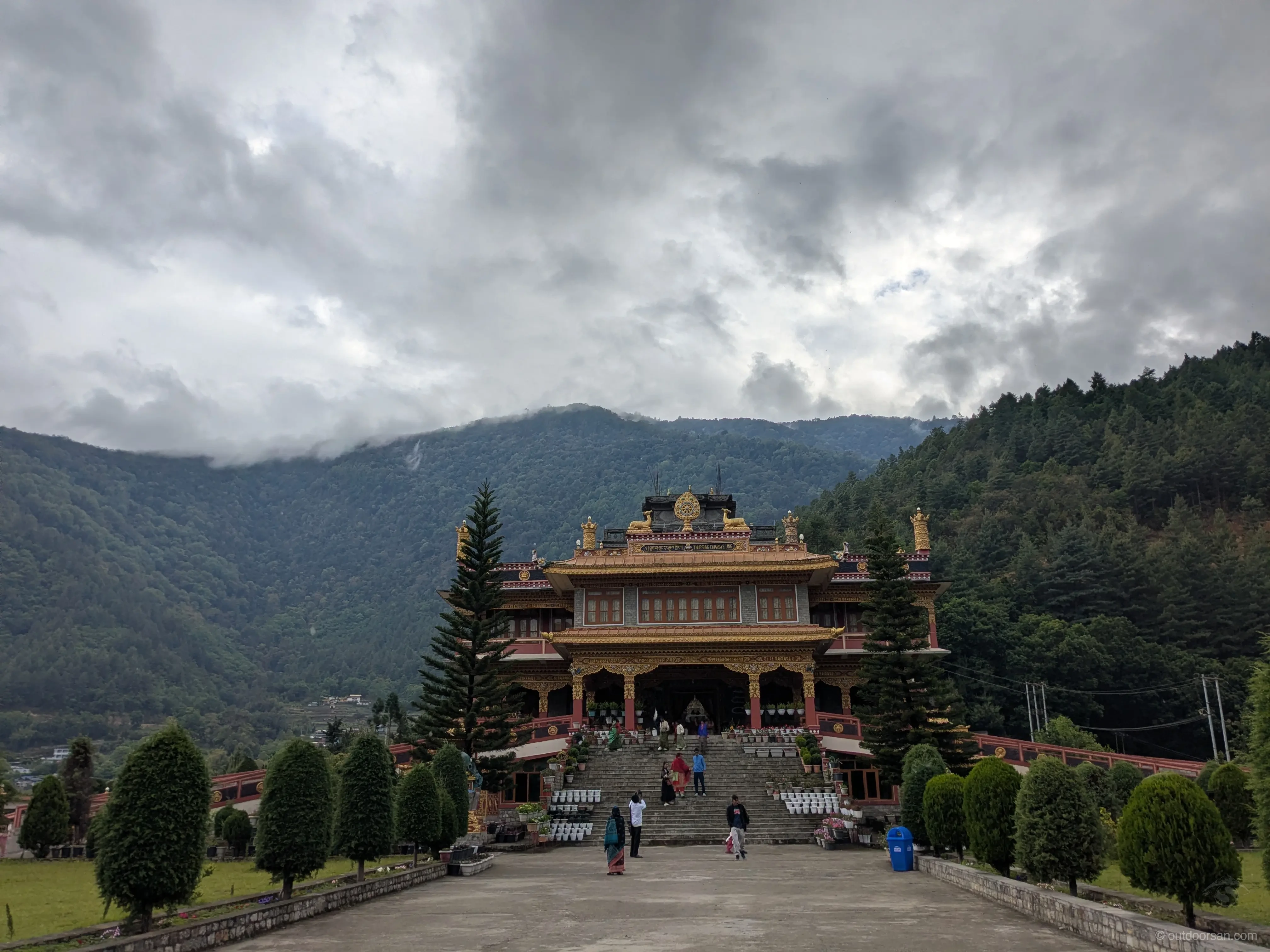 Dirang monastery