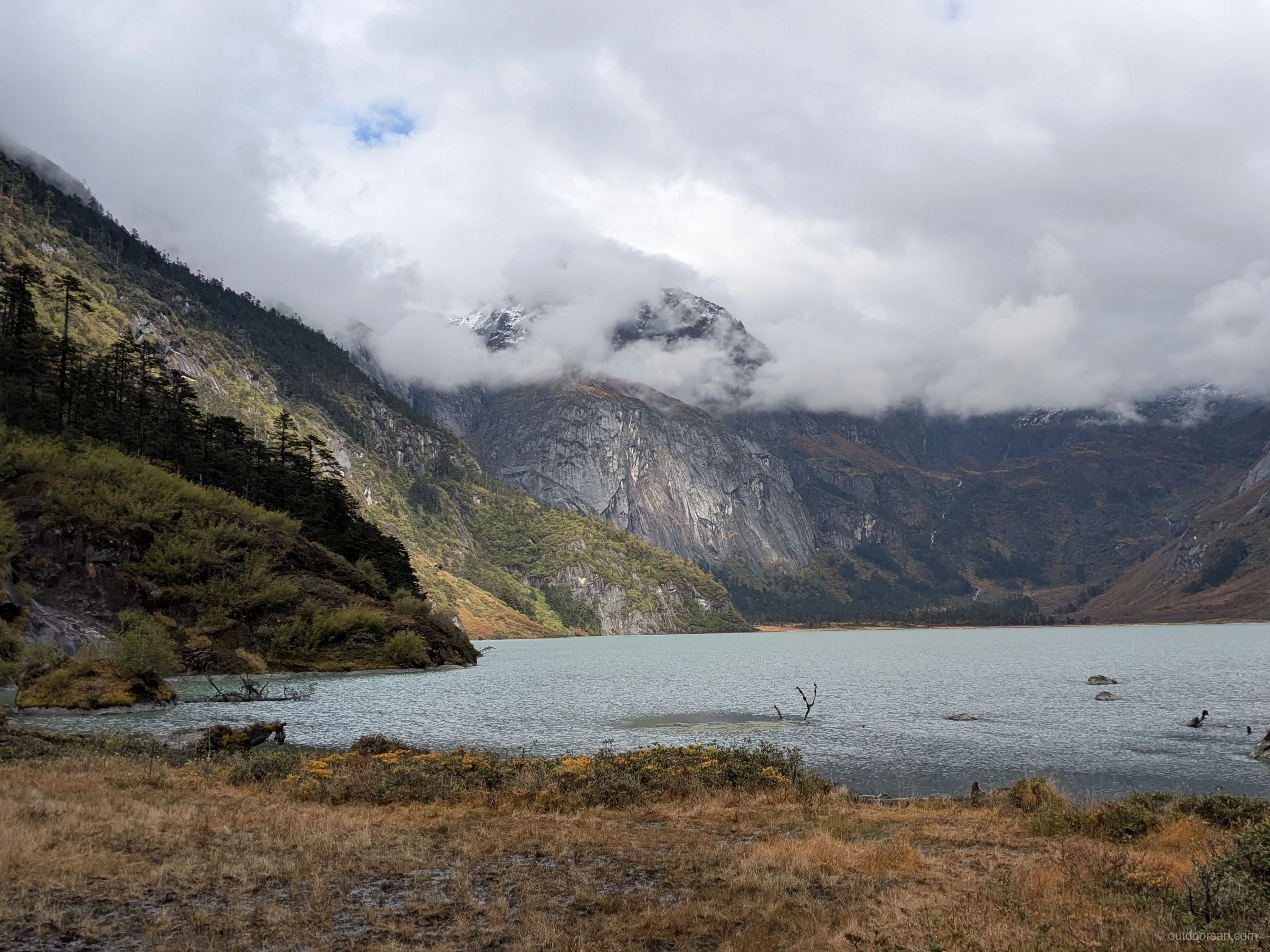 Surreal sights at Lake 4